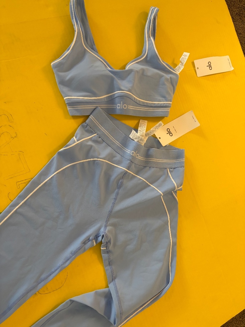 Blue alo set